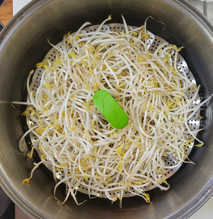 대패삼겹살 요리 대패삼겹살 숙주찜 과정 사진