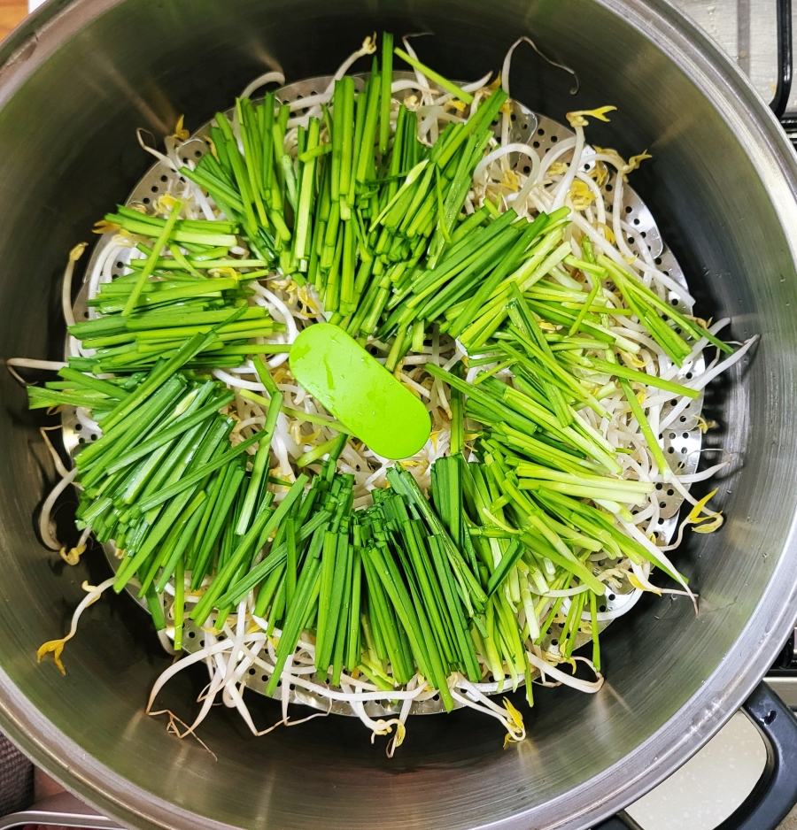 대패삼겹살 요리 대패삼겹살 숙주찜 과정 사진