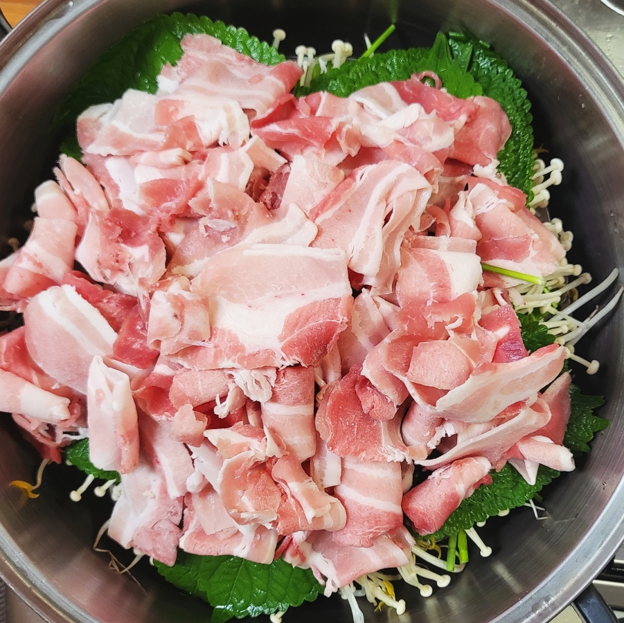 대패삼겹살 요리 대패삼겹살 숙주찜 과정 사진