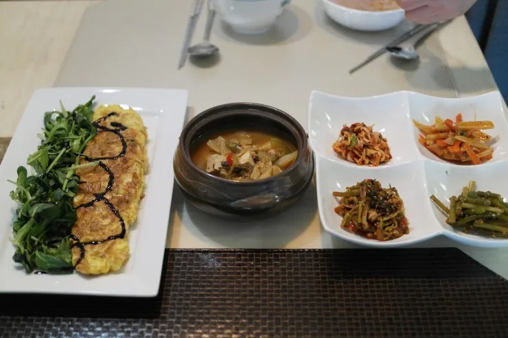 집밥이 좋아요 ~ ^ ^ / 간단 한국식 밥상 차리기