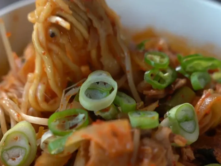 오징어 짬뽕 라면/대패삼겹살 넣은 오삼 불맛짬뽕/라면 맛있게 먹는 법