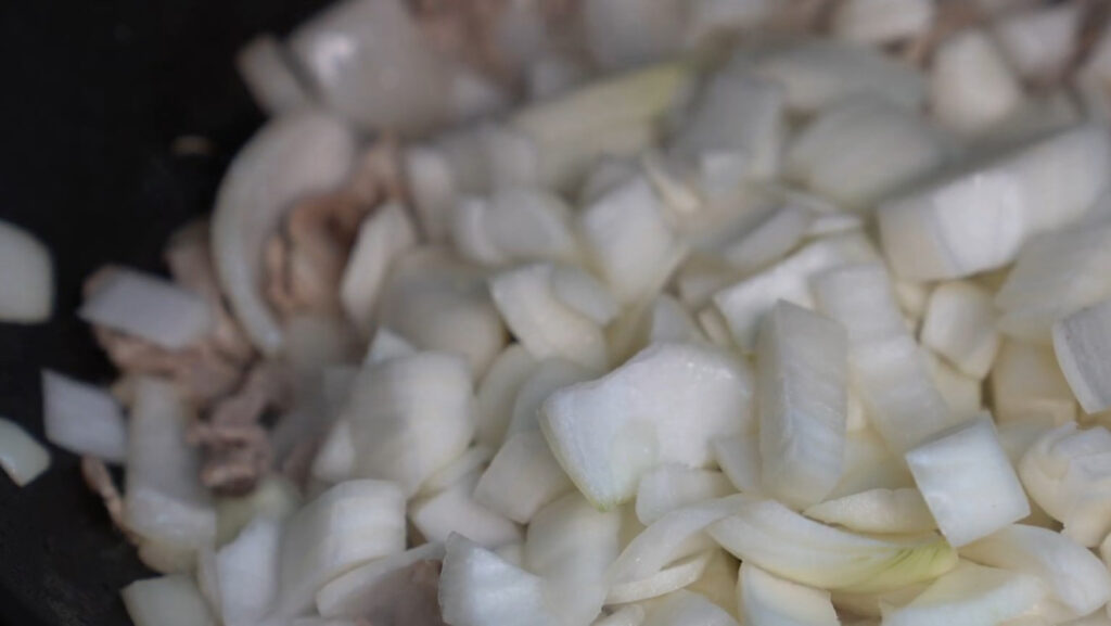 짜장라면의 재탄생! 삼겹살과 양파로 만드는 간짜장라면 13 11