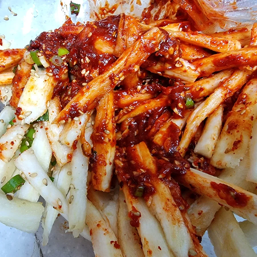 더덕무침 만드는법 더덕 손질부터 양념 까지~~