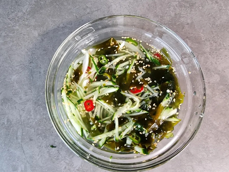 미역 오이냉국 만드는 법 냉면육수 오이냉국 레시피 13 12