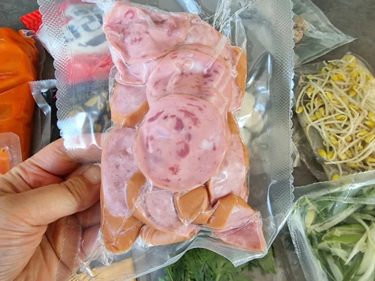 부대찌개 햄폭탄 치즈부대찌개 마켓컬리 밀키트로~
