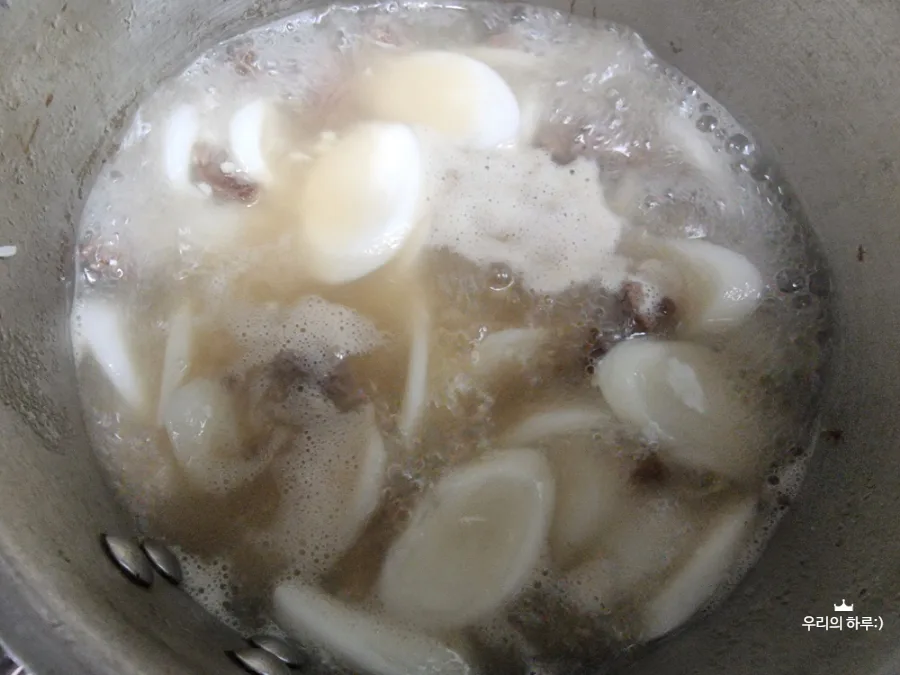 소고기 떡국 끓이는법 10분 간단요리 맛보장!떡국레시피