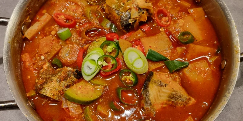 동태탕 끓이는법 국물 진한 동태찌개 양념 레시피