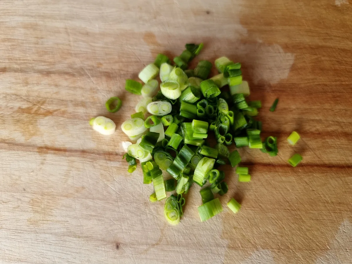 더덕고추장무침 더덕무침 만드는법 꿀맛보장 더덕손질