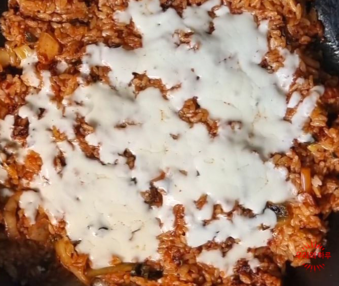 김치볶음밥 레시피 간단하면서 정말 맛있어요! 19 15 2