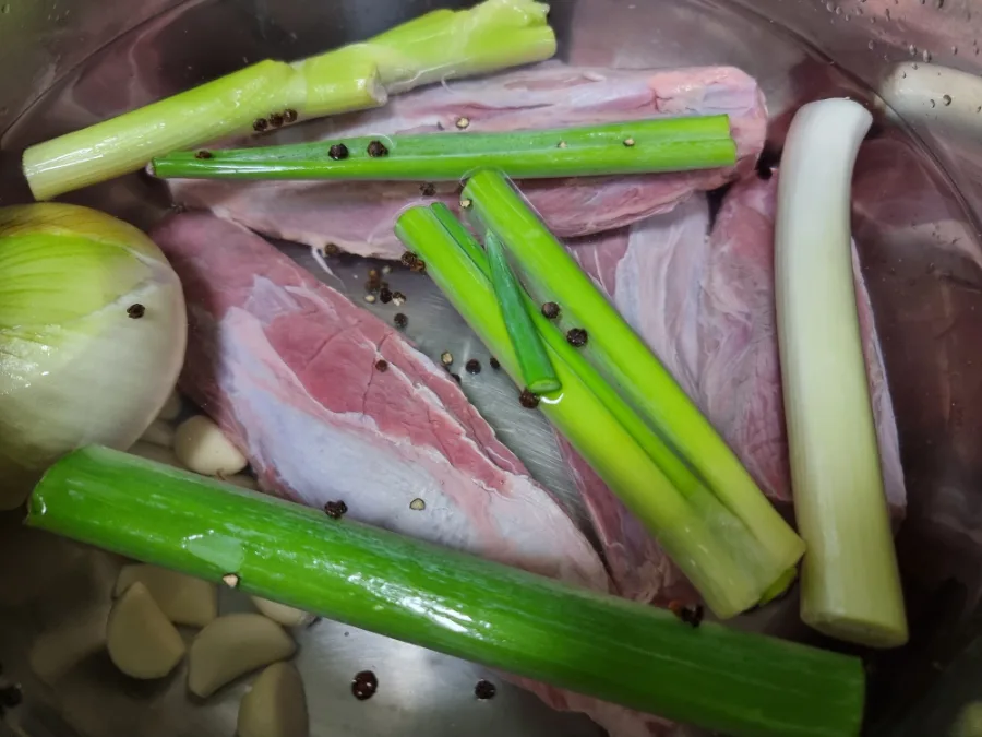 아롱사태 수육 만들기 소고기 수육 맛있게 삶는법