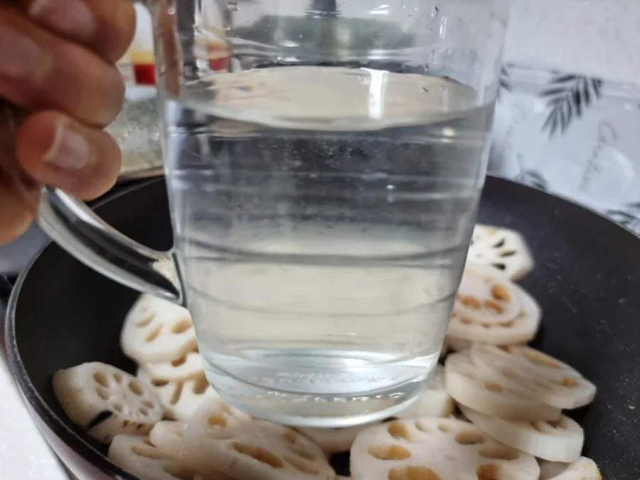 쫀득한 연근조림 만드는법 아삭한 연근조림 레시피