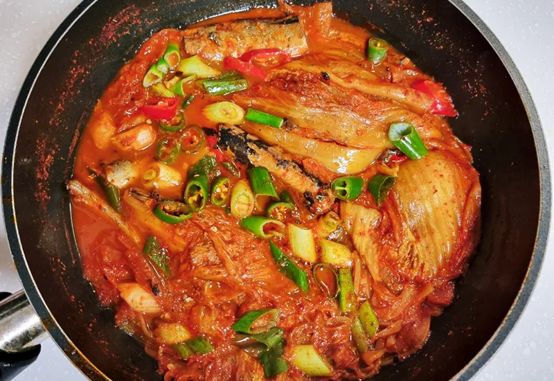 꽁치통조림김치찌개 레시피 꽁치김치찌개 조림 김치찜