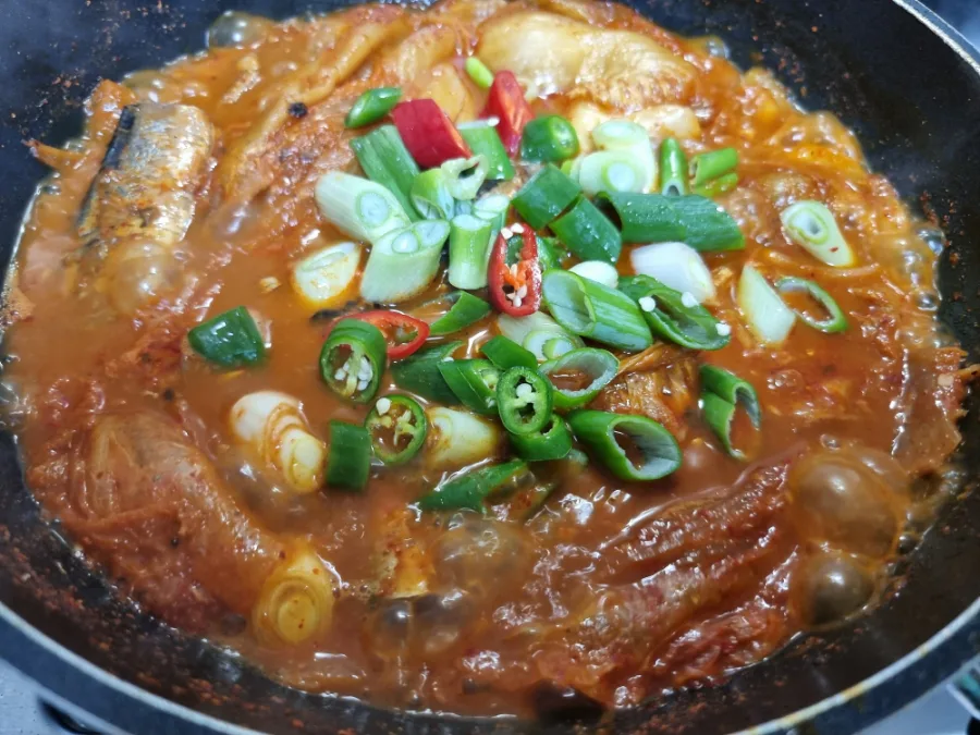 꽁치통조림김치찌개 레시피 꽁치김치찌개 조림 김치찜