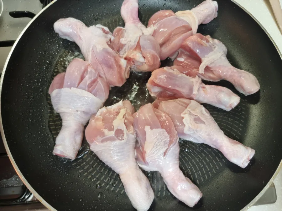 집에서 즐기는 지코바치킨: 양념 레시피 공개!
