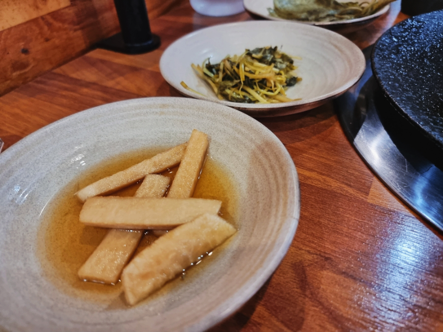 파주 삼고집 고기말이와 육전으로 유명한 맛집! 6 3