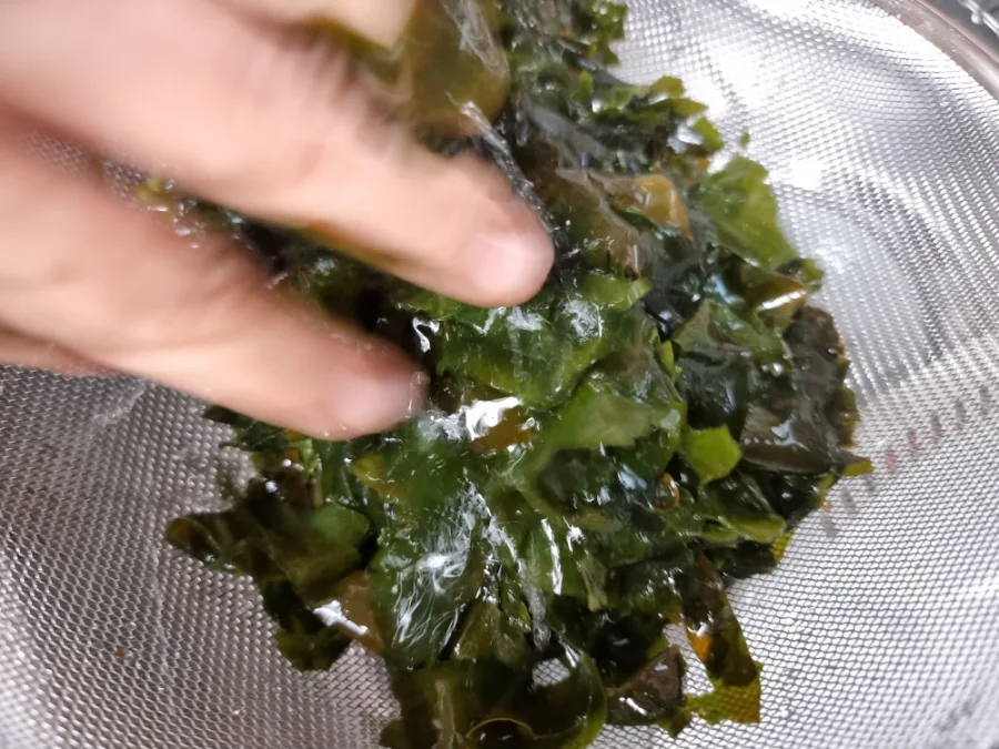 소고기 미역국 끓이는방법 쇠고기 미역국 레시피 맛있게 끓이는법