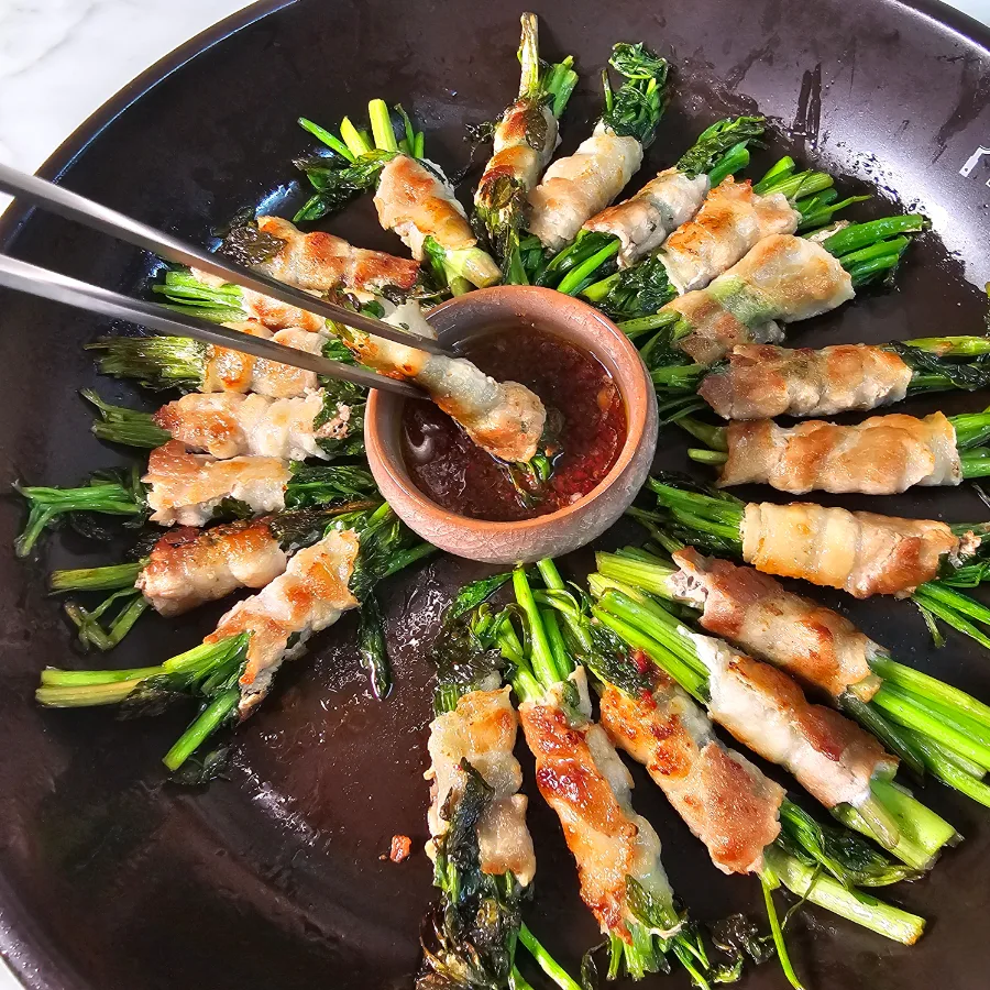 냉동 대패삼겹살 구이 청도 미나리 대패삼겹말이 삼겹살 요리