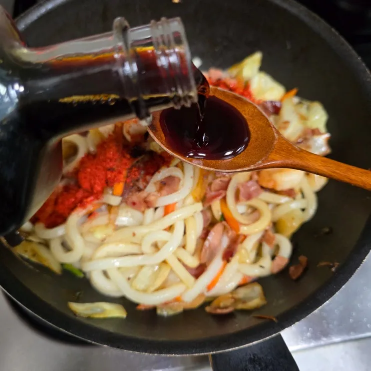 볶음우동 만드는법 맛간장으로 5분만에 요리하는 방법 달콩간장