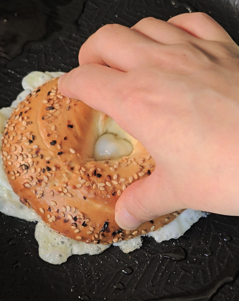 베이글 맛있게 먹는법 베이글 훈제연어 샌드위치 만들기 10 8 6