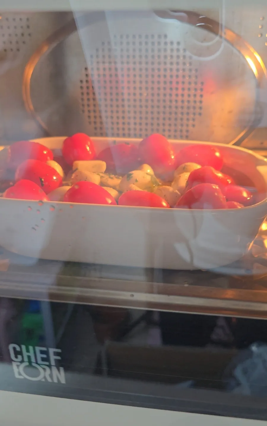 페타치즈 파스타 토마토 오븐 구이 요리