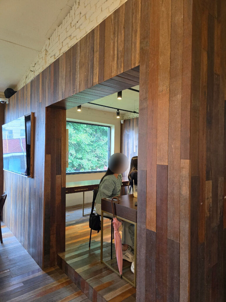 이태원 베리베리베리머치 예쁜 감성의 경리단길 딸기 디저트 카페 | 한끼공작소 27 8 | 한끼공작소