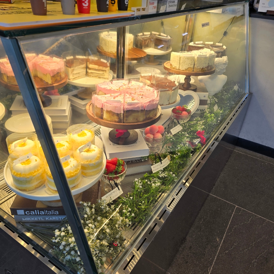 파주 대형카페 헤이리마을 빵 맛집 가드너스 카페 | 한끼공작소 13 17 | 한끼공작소