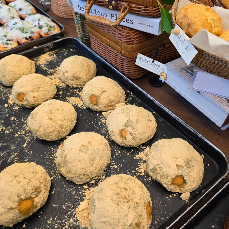 파주 대형카페 헤이리마을 빵 맛집 가드너스 카페 | 한끼공작소 14 15 | 한끼공작소