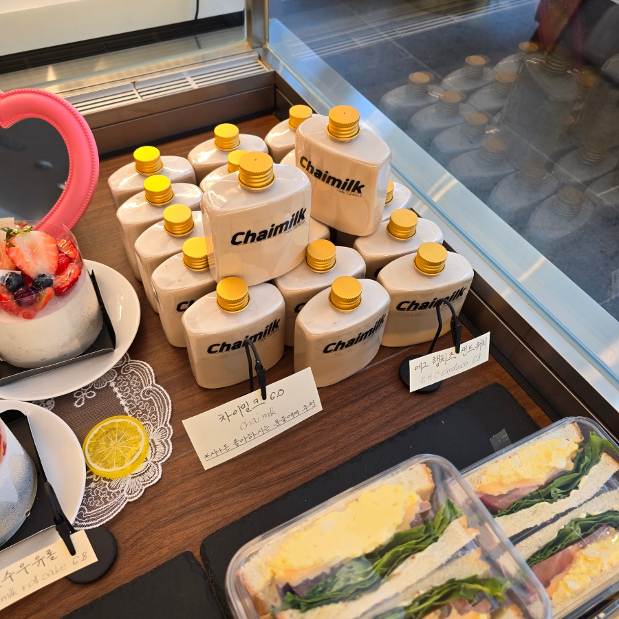 파주 대형카페 헤이리마을 빵 맛집 가드너스 카페 | 한끼공작소 20 11 | 한끼공작소