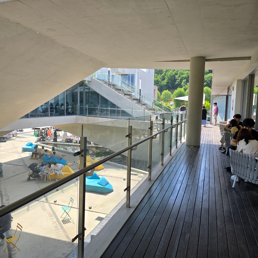 파주 대형카페 헤이리마을 빵 맛집 가드너스 카페 | 한끼공작소 29 4 | 한끼공작소