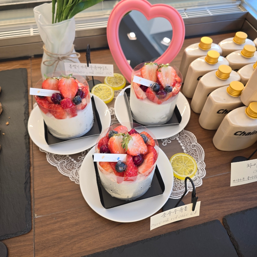 파주 대형카페 헤이리마을 빵 맛집 가드너스 카페 | 한끼공작소 9 19 | 한끼공작소