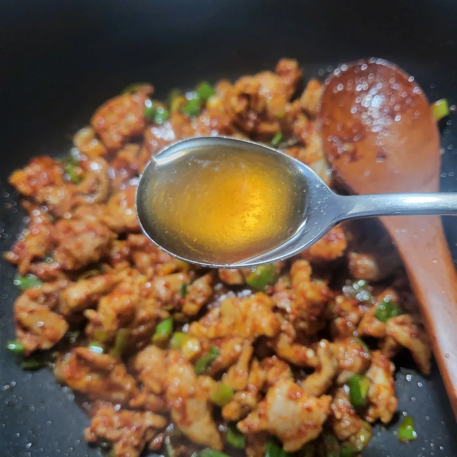 류수영 고추장찌개 레시피 감자 돼지고기 애호박 찌개