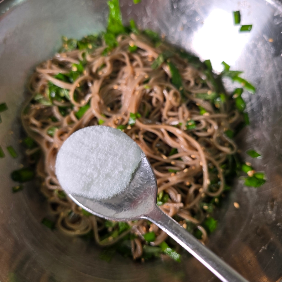 들기름 막국수 레시피 메밀국수 만들기 | 한끼공작소 13 9 | 한끼공작소