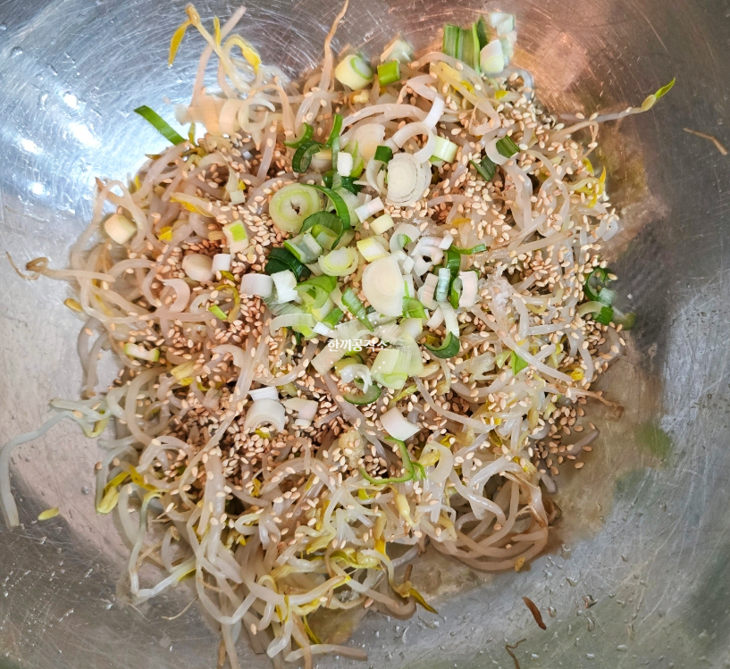 숙주나물무침 레시피 숙주나물 데치기 보관법 숙주 요리 16 숙주나물무침