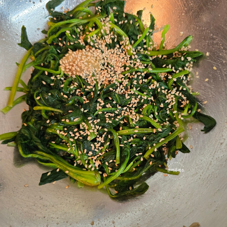 간단 시금치무침 레시피 시금치나물무침 시금치 데치기 요리 17 16 121