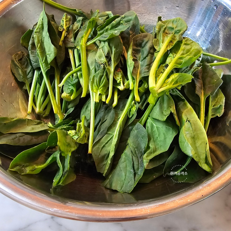 간단 시금치무침 레시피 시금치나물무침 시금치 데치기 요리 5 4 142