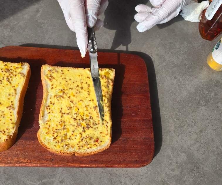 샌드위치 만들기 황금 소스 레시피 점심메뉴추천 햄 계란 샌드위치 9 6 133