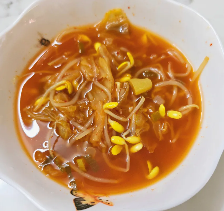 김치 콩나물국 끓이는 법 얼큰 콩나물 김치국 레시피