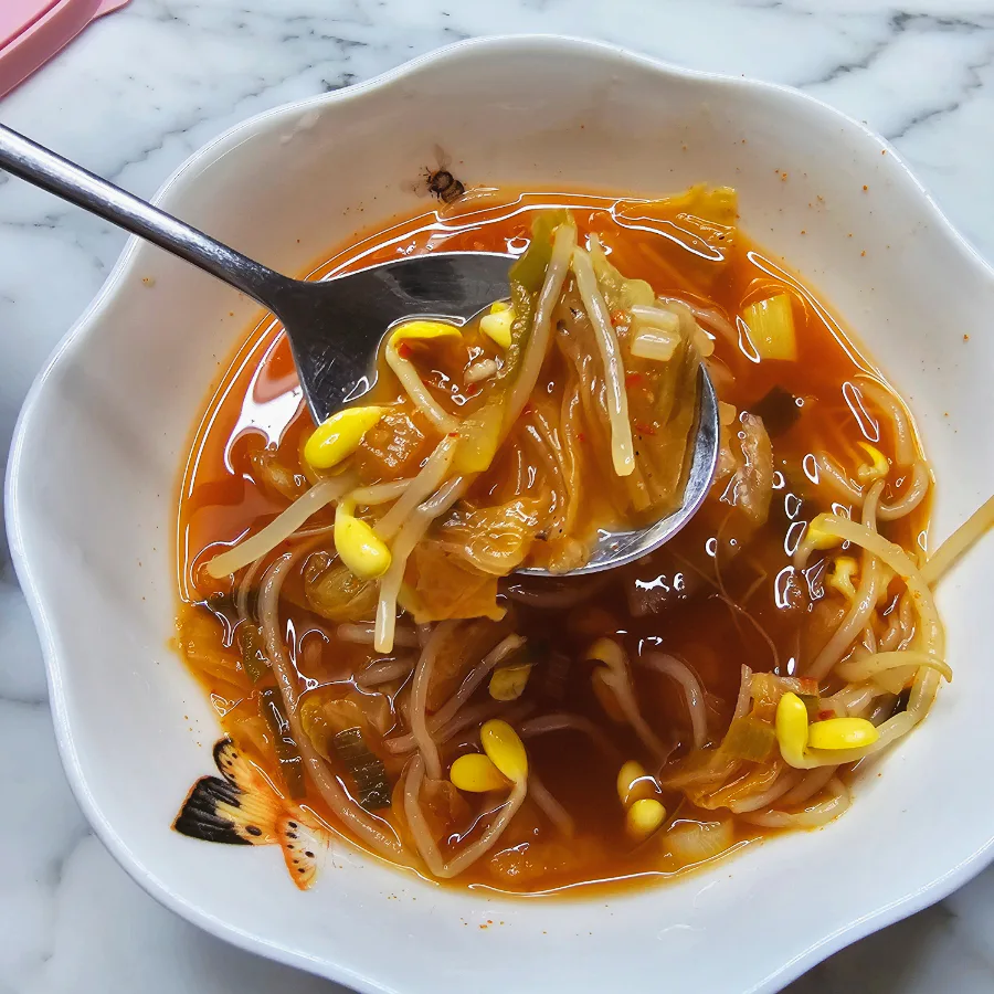 김치 콩나물국 끓이는 법 얼큰 콩나물 김치국 레시피
