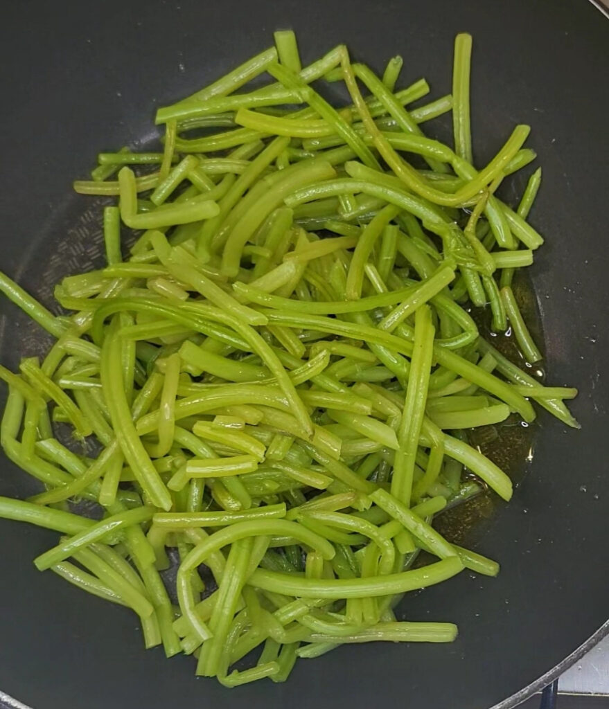 고구마줄기볶음 삶기 고구마줄거리볶음 레시피 | 한끼공작소 13 49 | 한끼공작소