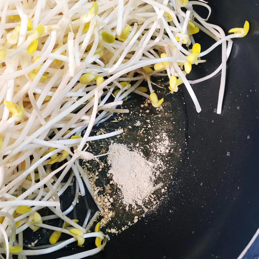 하얀 콩나물무침 레시피 참치액 콩나물 삶는시간 삶기
