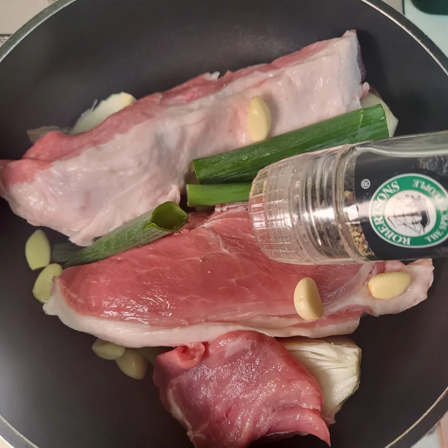 보쌈삶는법 수육 맛있게 삶는법 돼지수육 삶는 시간