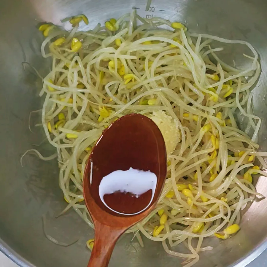 하얀 콩나물무침 레시피 참치액 콩나물 삶는시간 삶기