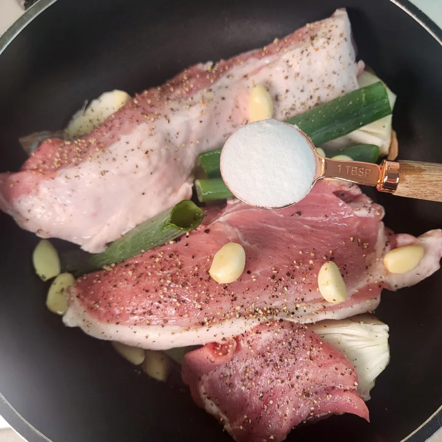 보쌈삶는법 수육 맛있게 삶는법 돼지수육 삶는 시간