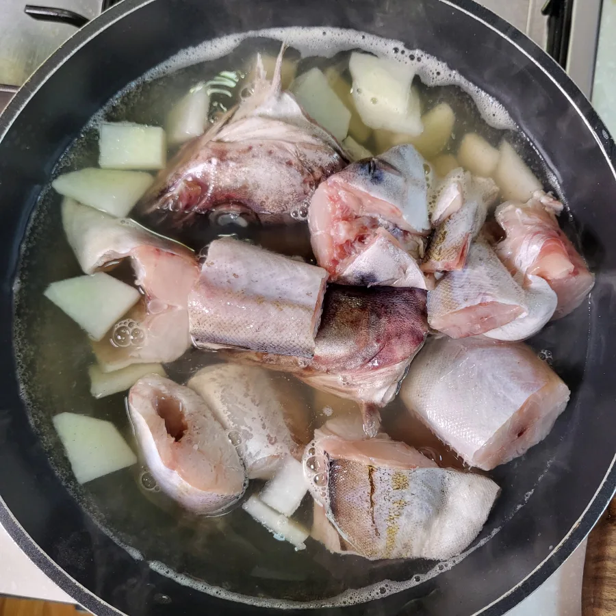 동태탕 끓이는법 동태찌개 레시피 얼큰한 겨울보양식