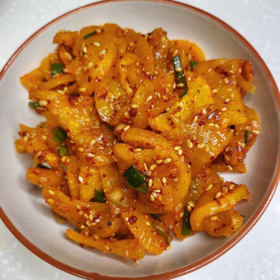 꼬들 단무지무침 바쁠때 뚝딱! 치자 쫄깃 단무지무침 만들기