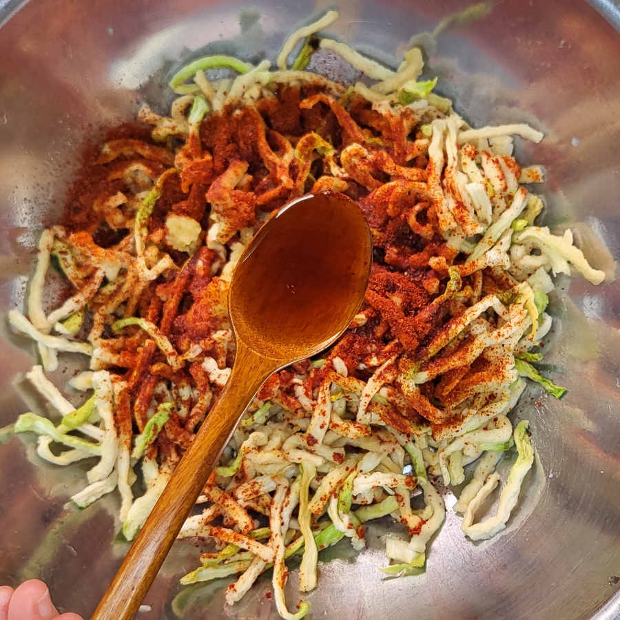 무말랭이무침 만드는법 건강 반찬 무우말랭이무침 | 한끼공작소 7 5 | 한끼공작소