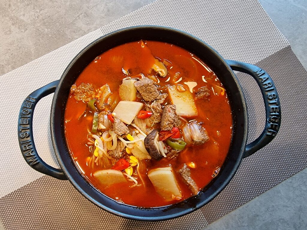 편스토랑 이찬원 경상도식 소고기 무국 끓이는법 대파무침 23 경상도식소고기무국