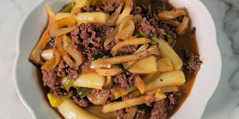 궁중떡볶이 레시피 맵찔이도 OK! 남은 불고기로 5분 컷 만들기
