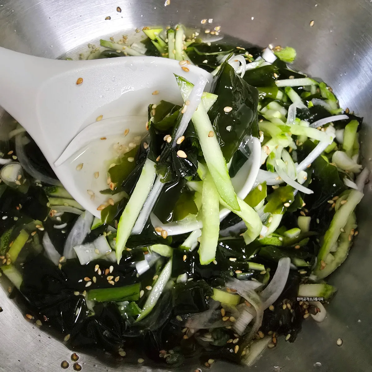 오이냉국 레시피, 냉면육수 성공 치트키! 오이미역냉국