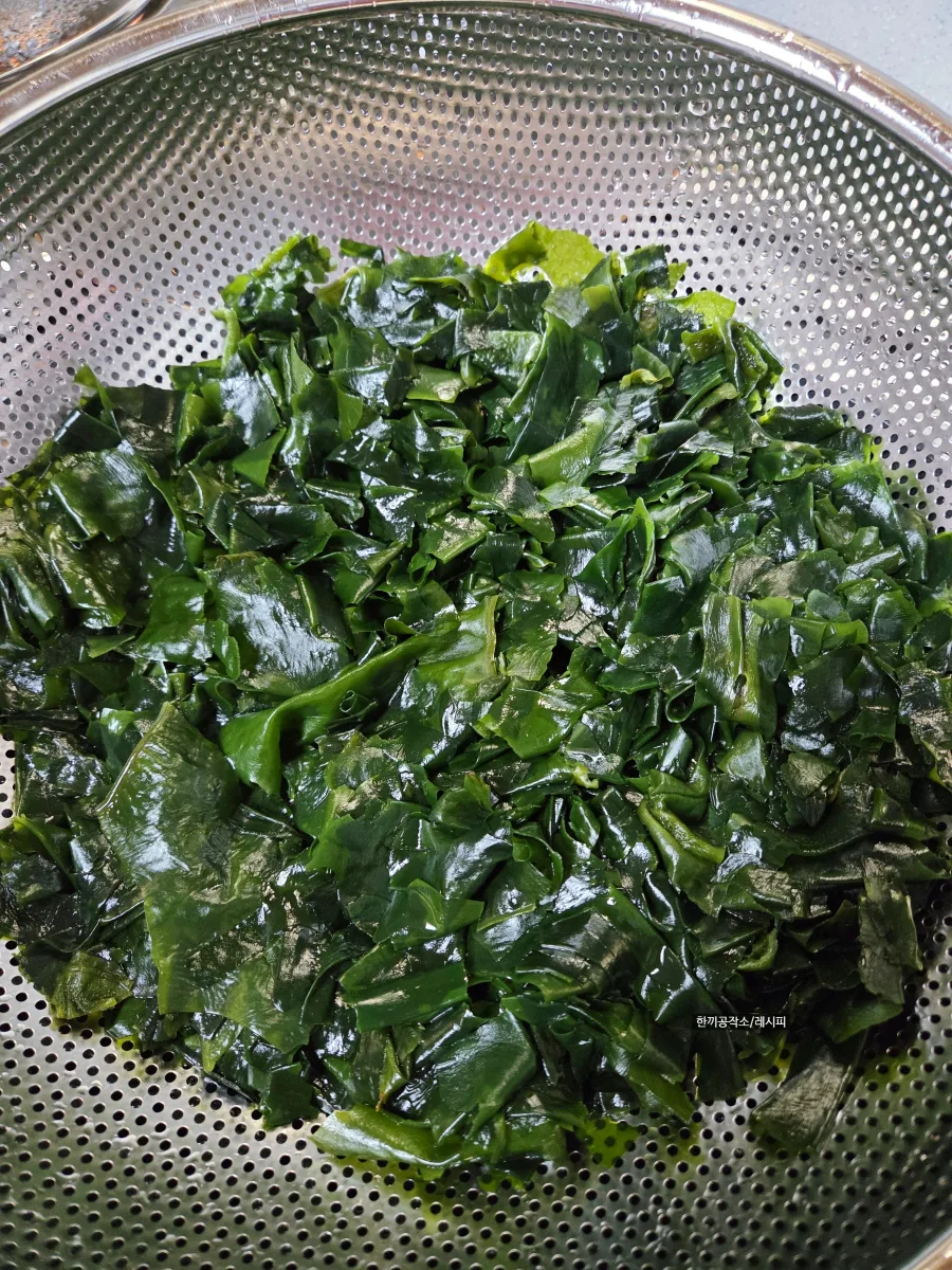 오이냉국 레시피, 냉면육수 성공 치트키! 오이미역냉국